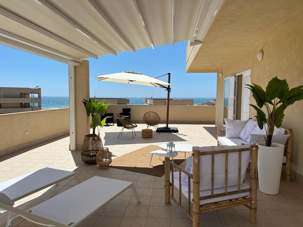 Residence Romeo Marina di Ragusa Exteriör bild